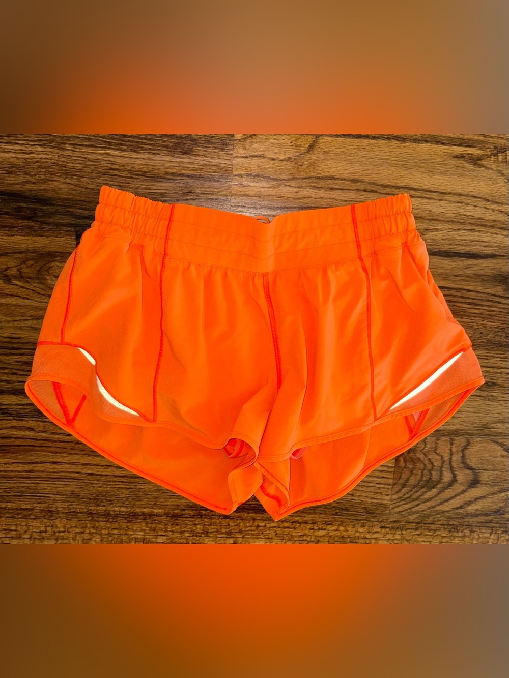 Lululemon Hotty Hot Low-Rise Lined Shorts 2.5", orange, size 10